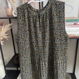 floral blouse medium
